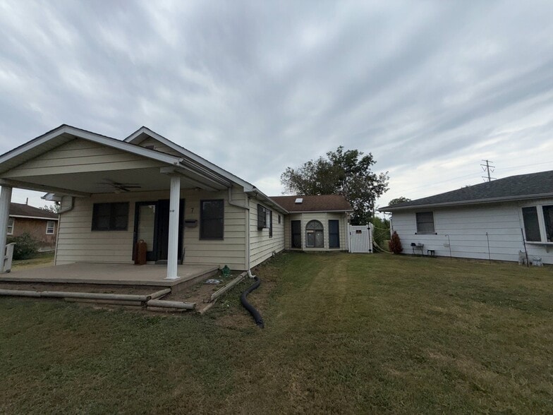 Building Photo - 7 Denovion Ct