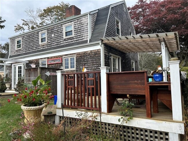 Building Photo - 7 Boulevard E