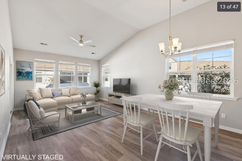 Building Photo - 320 Corn Ml Wy