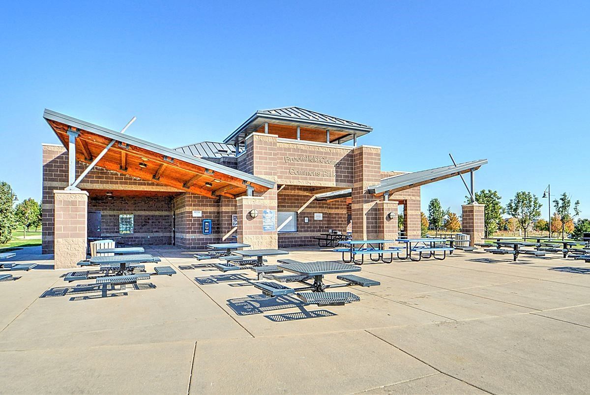 Building Photo - 12665 Grove Ct