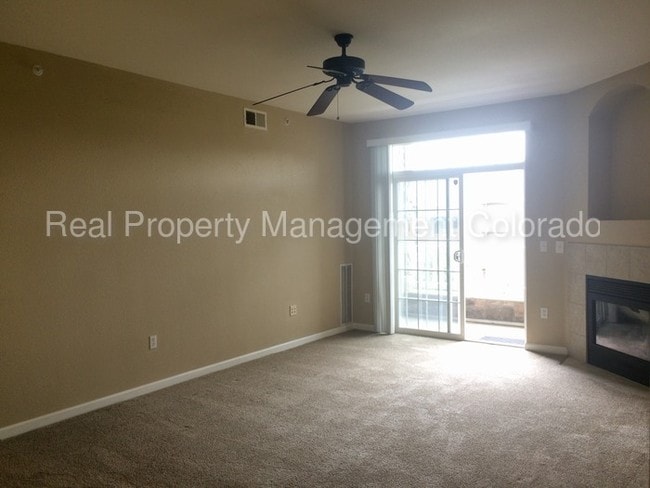Building Photo - Wonderful 2 Bedroom Condo in Windmill Creek!