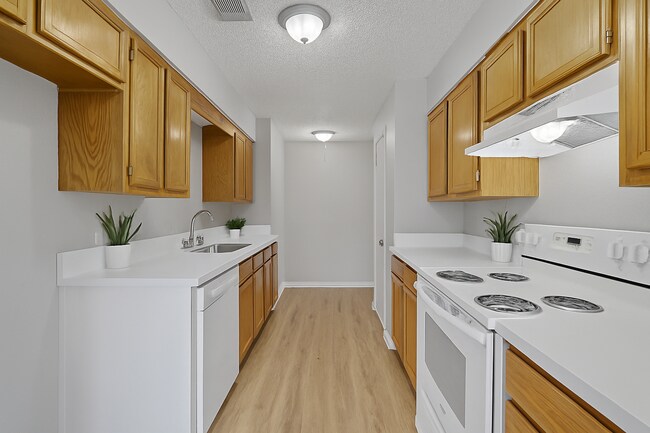 Building Photo - 722 Prairie Creek Dr