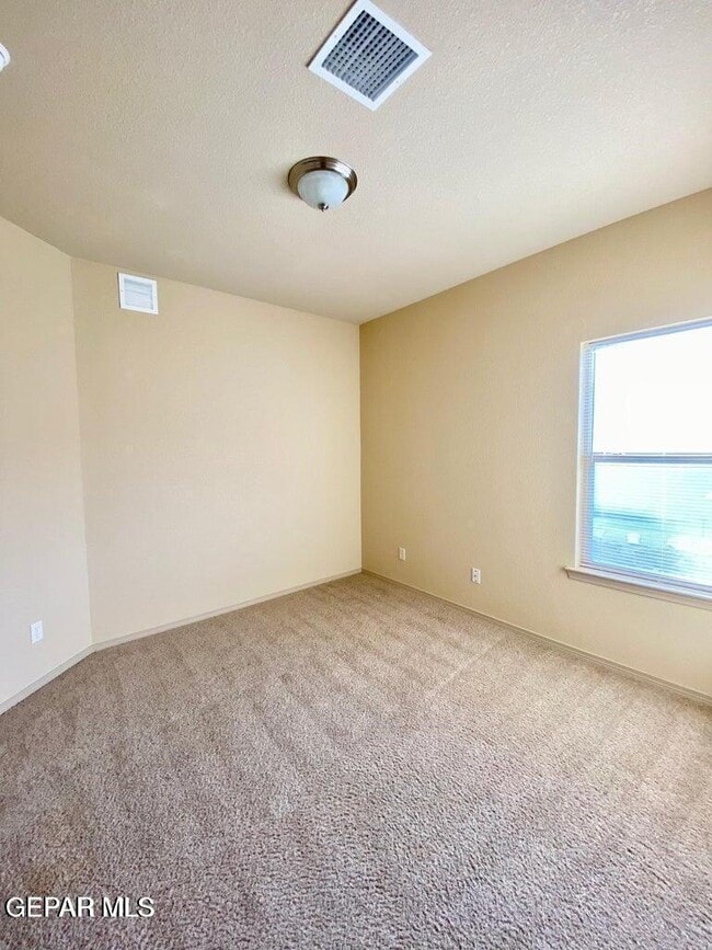 Building Photo - 14277 Desert Sky Dr