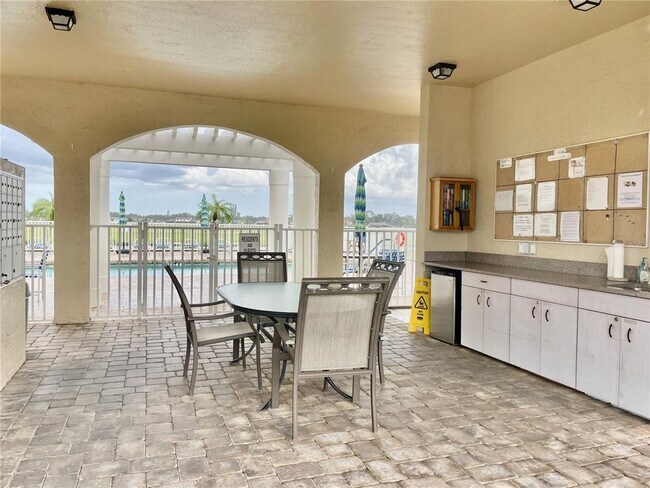 Building Photo - 5800 Sabal Trace Dr