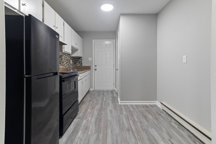 Building Photo - 6439 Starbrook Dr