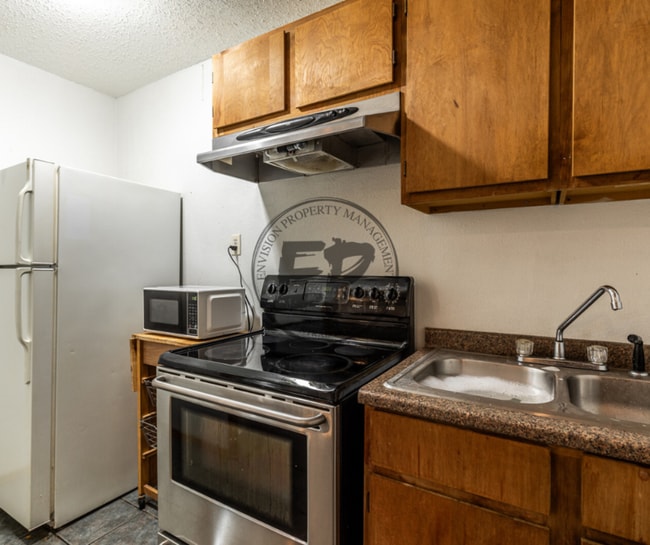 Building Photo - 113 County Rd 1604