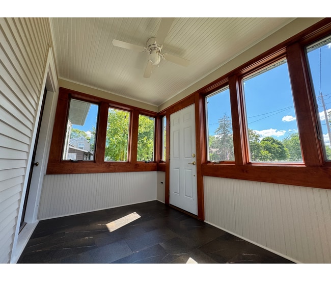 Building Photo - 140 S Elmwood Ave