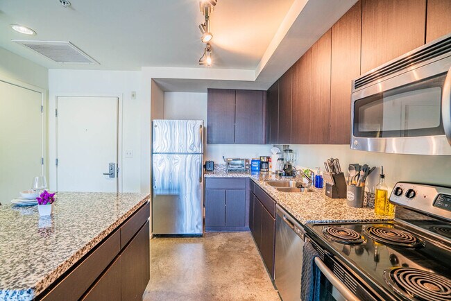 Building Photo - 915 N 4th St