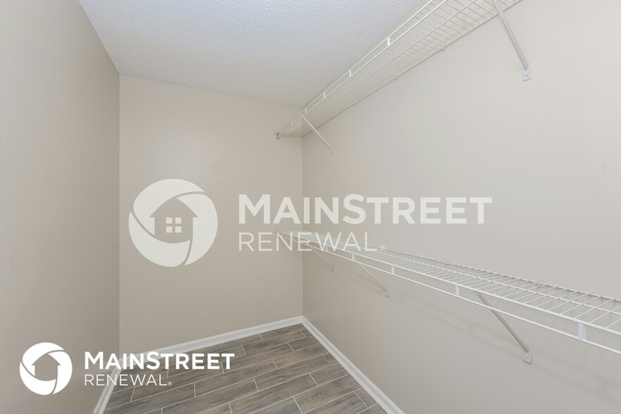 Building Photo - 3090 Crest Ridge Cir SW