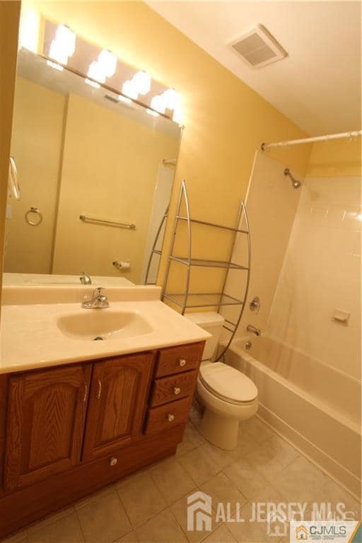 Building Photo - 1806 Ravens Crest Dr