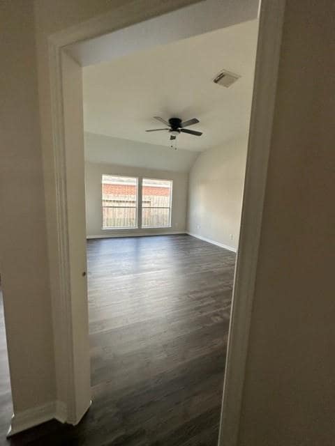 Building Photo - 7103 Hot Creek Trc