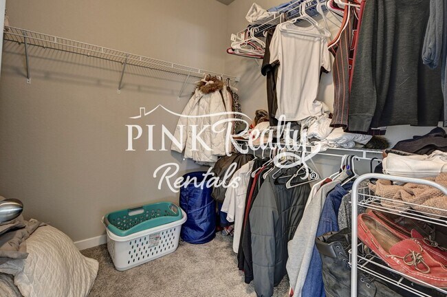 Building Photo - 1407 Grand Overlook St