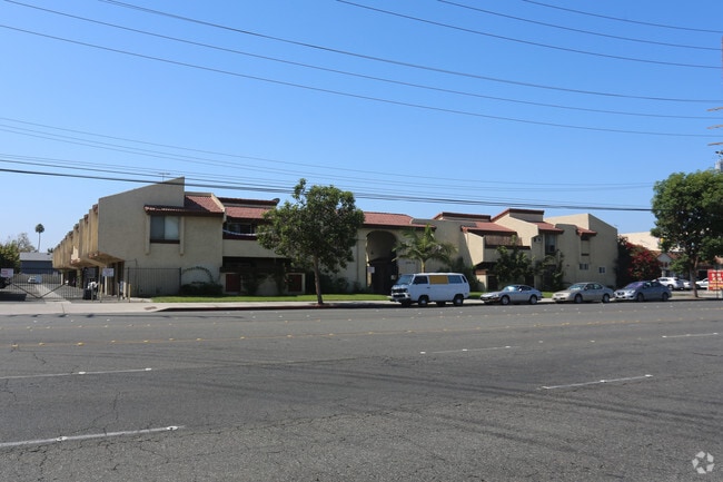 Primary Photo - Liberty Tree Apartments