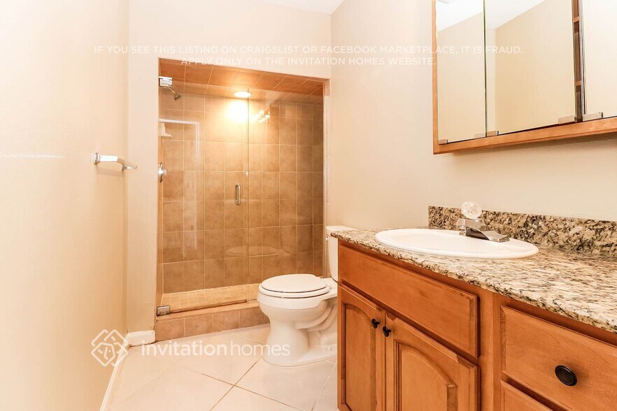 Building Photo - 707 Hartford Dr NW