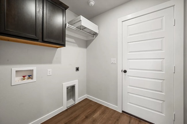 Building Photo - 2024 New Build in Wolfforth | Open Concept, Cul-de-Sac & Modern Finishes