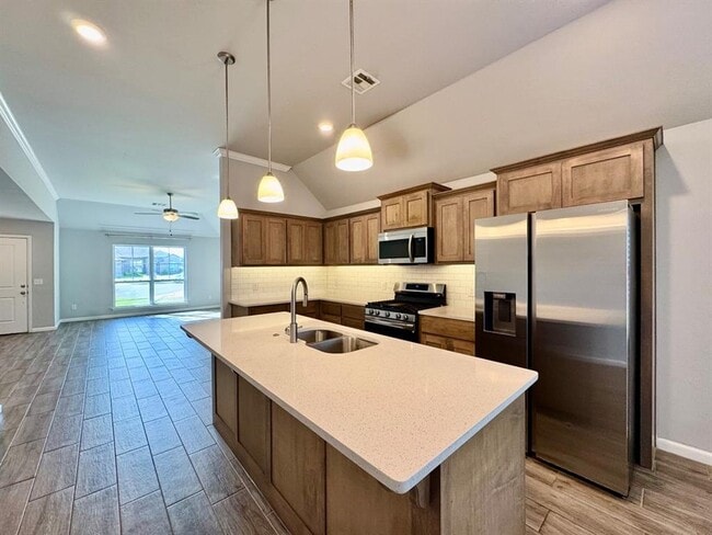 Building Photo - 18305 Autumn Grv Ct