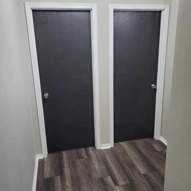 Building Photo - 5824 Birkenshaw Dr
