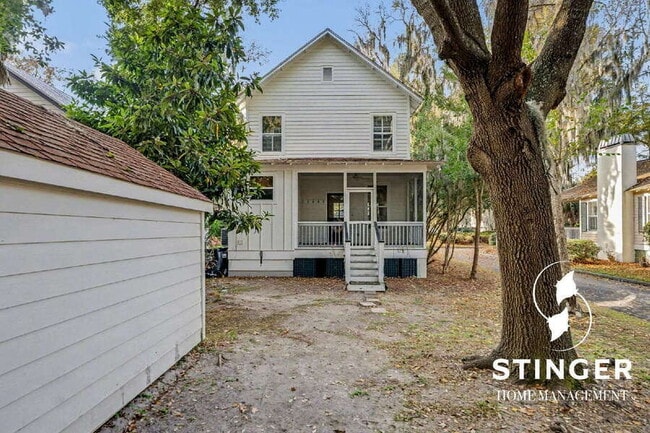 Building Photo - 2677 Broad St