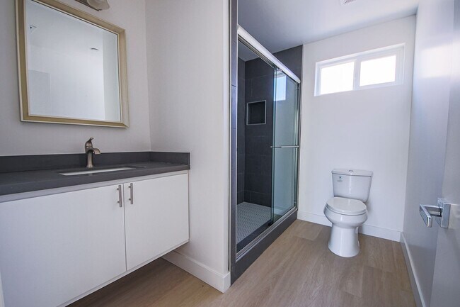 Building Photo - Luxury 2026 Townhomes with Massive Bedrooms + Decks with Views