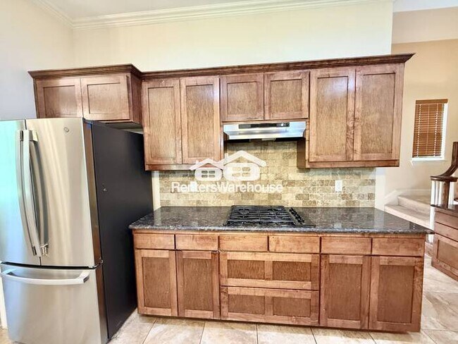 Building Photo - Beautiful 4 Bedroom Home just South of TCU!!!