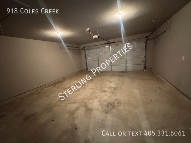 Building Photo - 918 Coles Creek