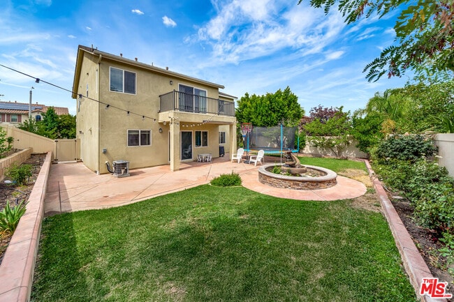 Building Photo - 27060 Mountain Willow Ln