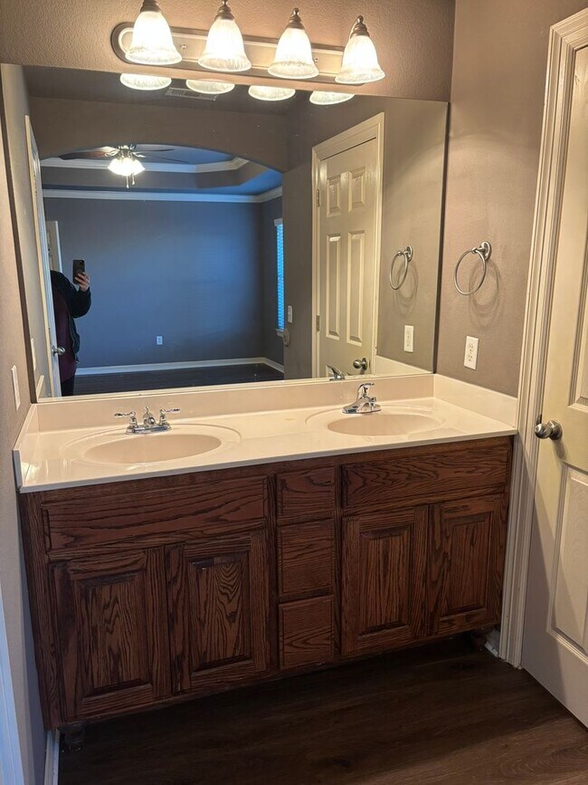 Building Photo - Fall Into Your New Home with a $500 Gift from Us!