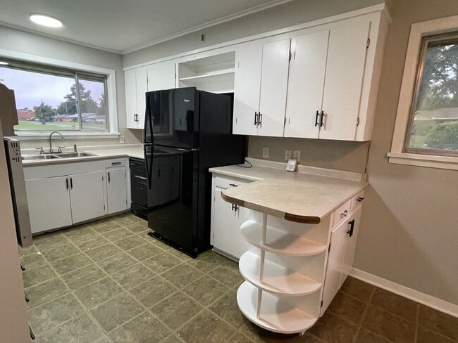 Building Photo - NICE HOME IN NORTH HIGHLANDS SUBDIVISION