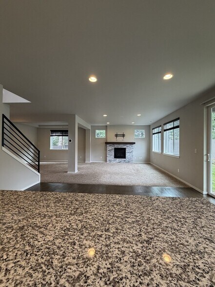 Building Photo - 25517 158th Ave SE