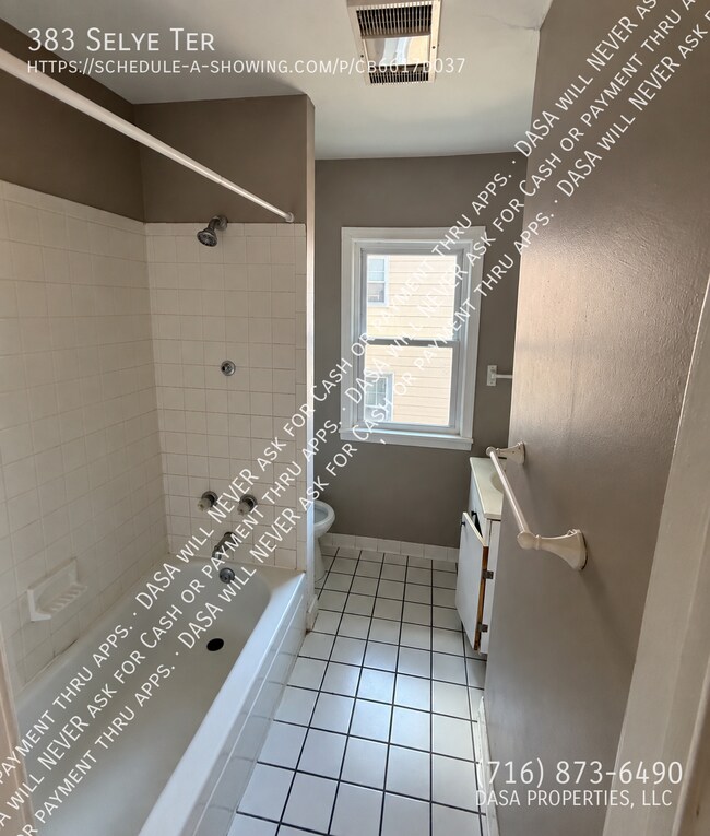 Building Photo - 383 Selye Terrace