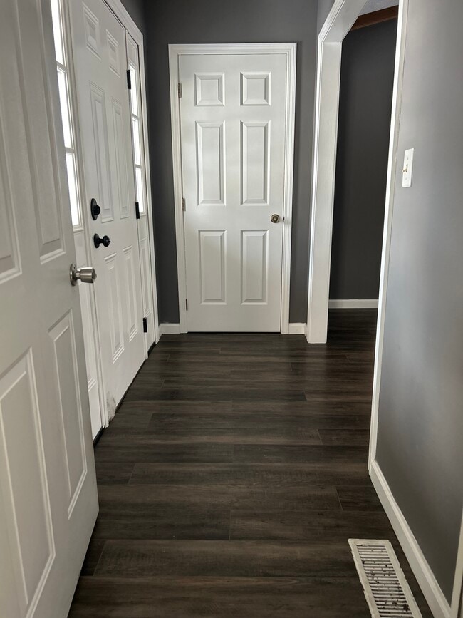 Building Photo - 1030 Finney Rd