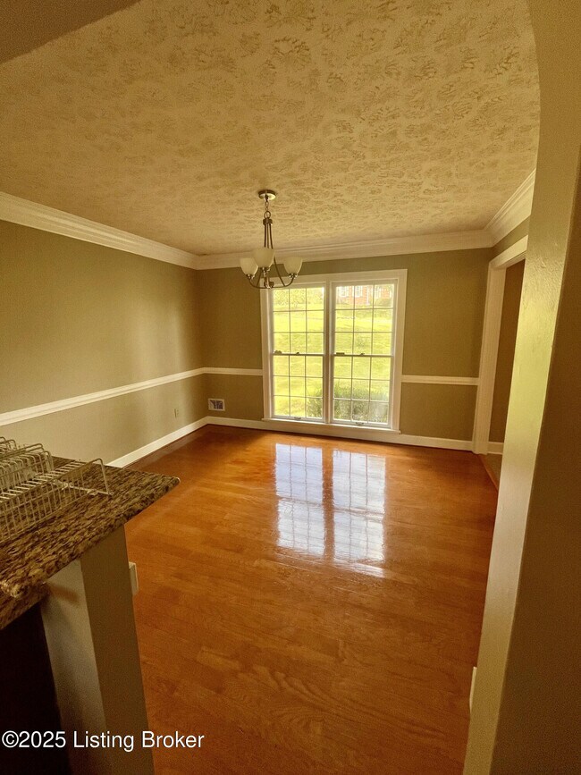 Building Photo - 4612 Deepwood Ct
