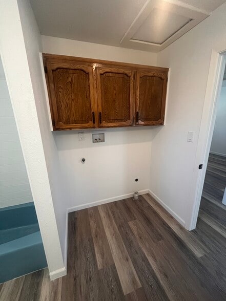 Building Photo - 3253 Castaneda Dr