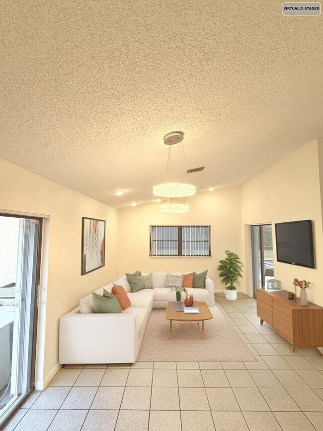 Building Photo - 11508 Clear Creek Pl