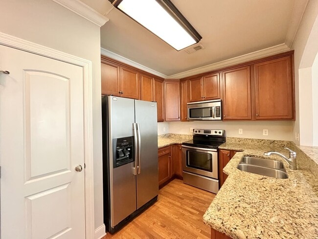 Building Photo - 5930 Obrien Ave