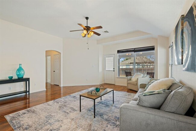 Building Photo - 221 Stone Crest Blvd