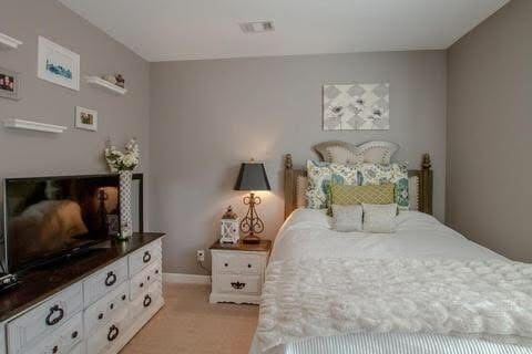 Building Photo - 2310 Elliott Ave