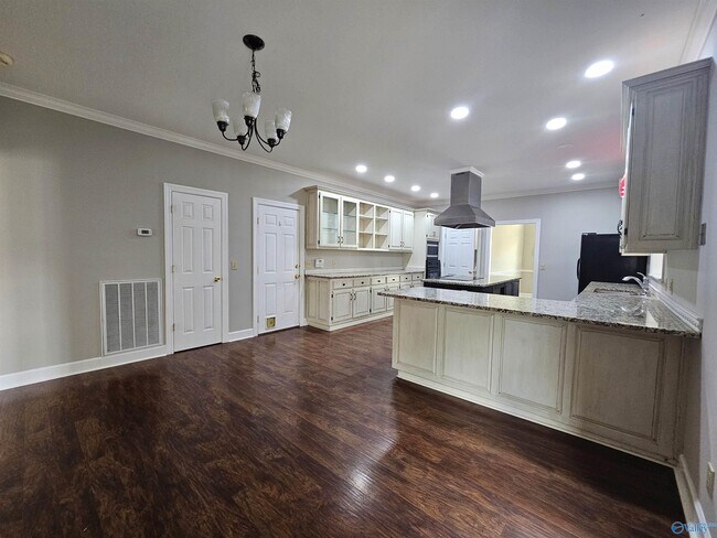 Building Photo - 102 Fred Atkinson Rd