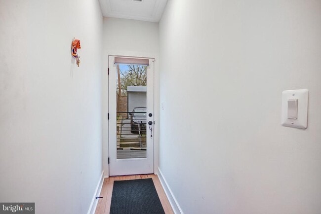 Building Photo - 1638 Trinidad Ave NE