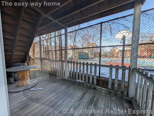 Building Photo - 5-7 Lowell Cir Unit #1