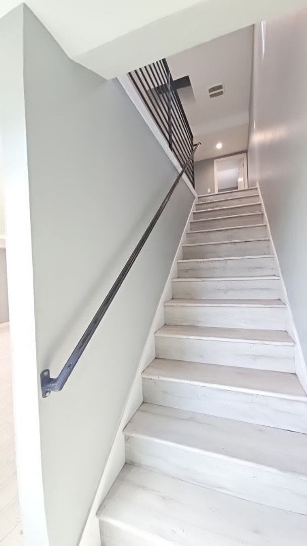 Building Photo - 32(839)