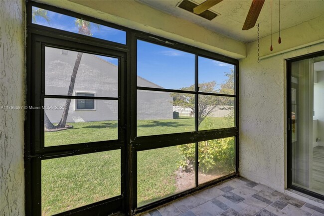Building Photo - 155 Love Crescent