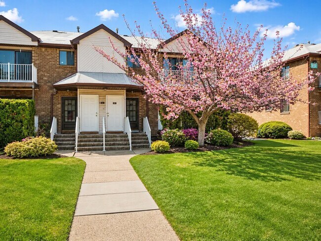 Building Photo - 4116 Birchwood Ct