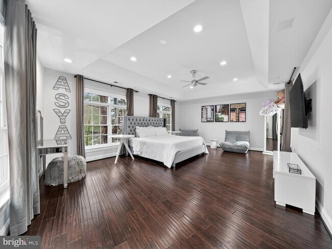 Building Photo - 11701 Winterset Terrace