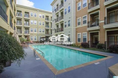 Building Photo - Perfectly located 2-bedroom 2 bath Condo