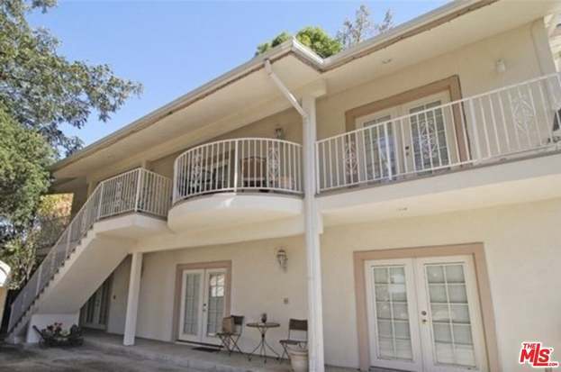 Building Photo - 6124 Corbin Ave