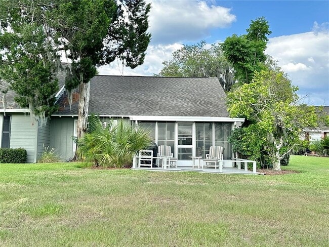 Building Photo - 1096 Villa Ln
