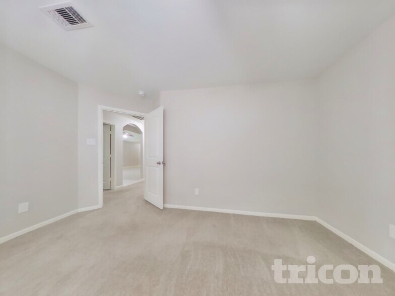 Building Photo - 612 Totem Trail Dr