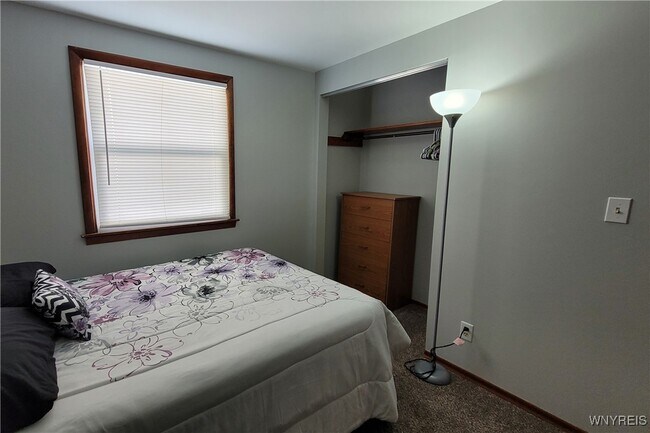 Building Photo - 51 Audet Dr