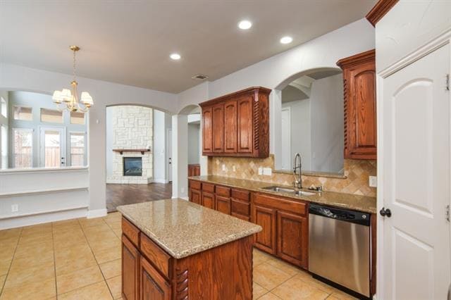 Building Photo - 9750 Candlewood Dr